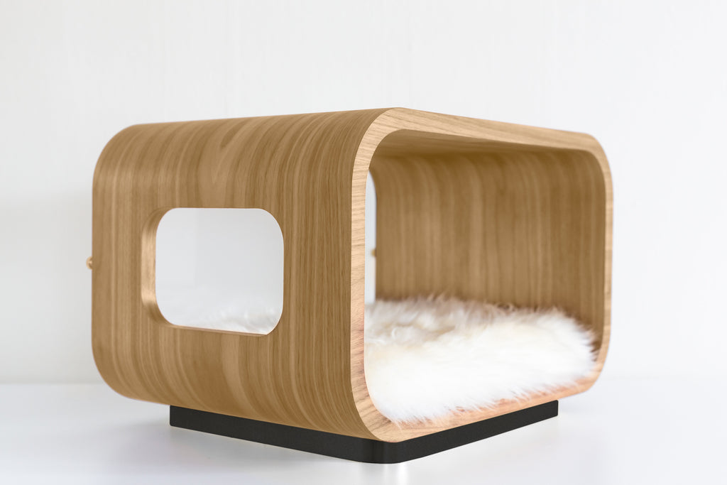The Artisan Sculpt Bed | Side View | Stella & Bone